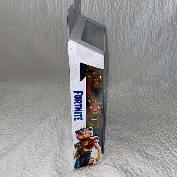 Jazwares Fortnite Atlantean Fishstick Legendary Series Collectible Set - Picture 5 of 5